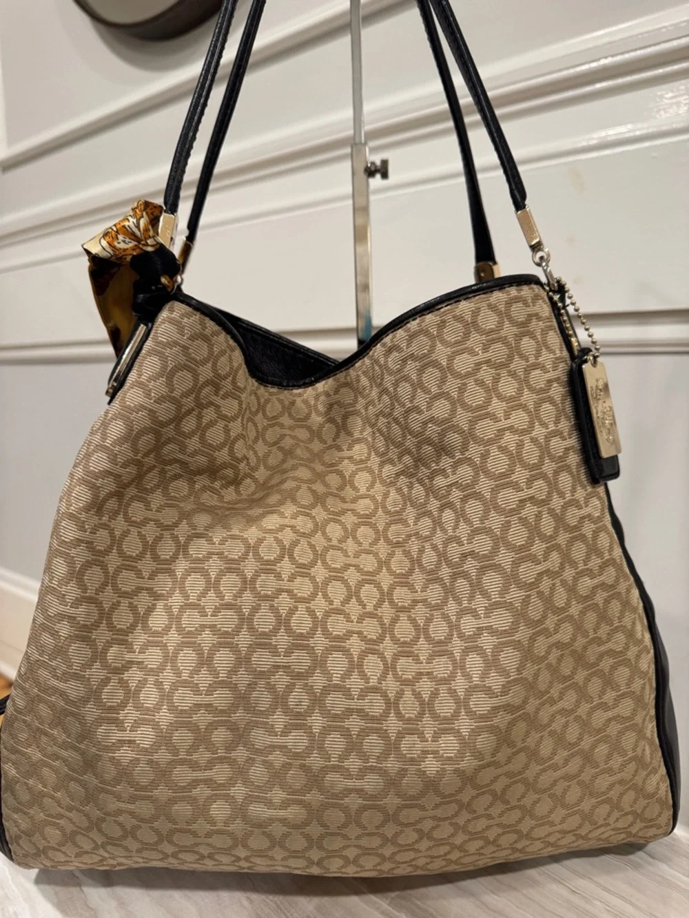 Coach Madison Signature Canvas Leather Black Tan Shoulder Bag - Picture 5 of 17